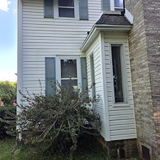 House-Washing-in-Poplar-Grove-IL-Restoring-Curb-Appeal-with-Professional-Soft-Washing 13