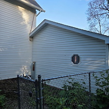 House-Washing-in-Poplar-Grove-IL-Restoring-Curb-Appeal-with-Professional-Soft-Washing 8