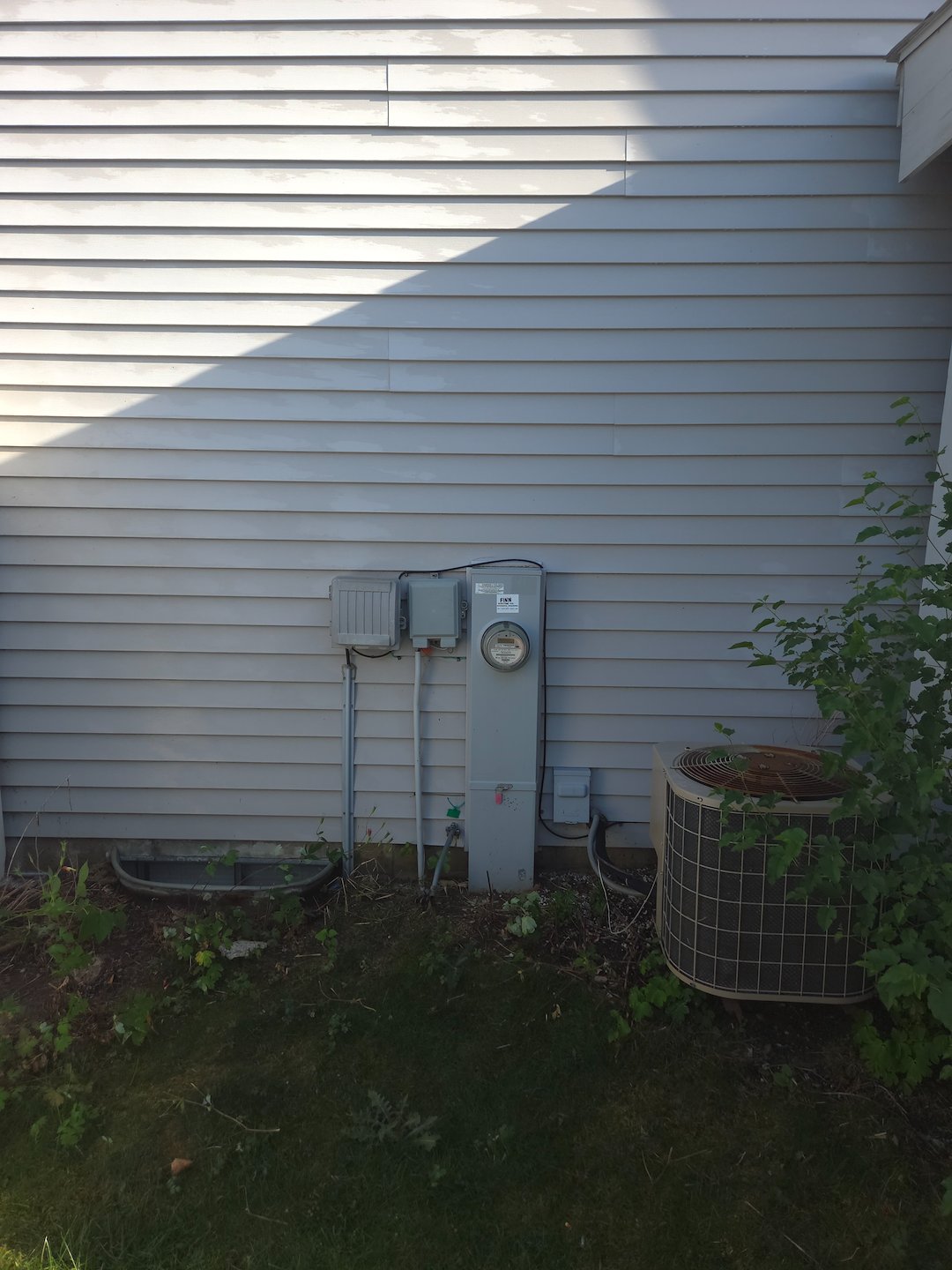 Summer Exterior Cleaning In south Beloit IL